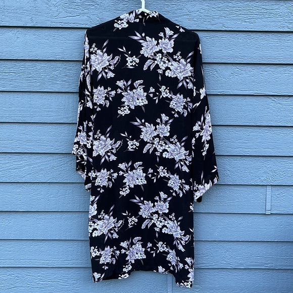 Spiritual Gangster Maya Floral Kimono - Picture 5 of 9